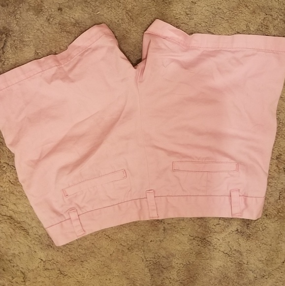 Pink shorts - Picture 2 of 3